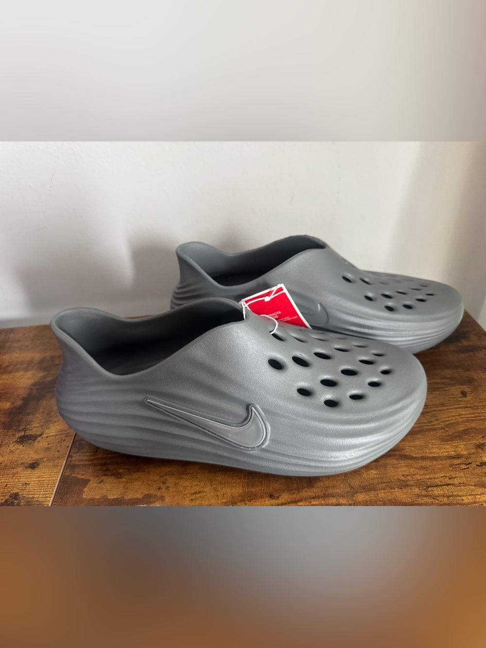 Nike Men’s Reactx Rejuven8 Gray Slip-On Vented Foam Clog Men 9 Women 10